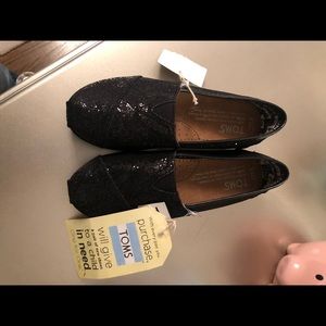 Youth 12.5 black sparkle toms new with tags